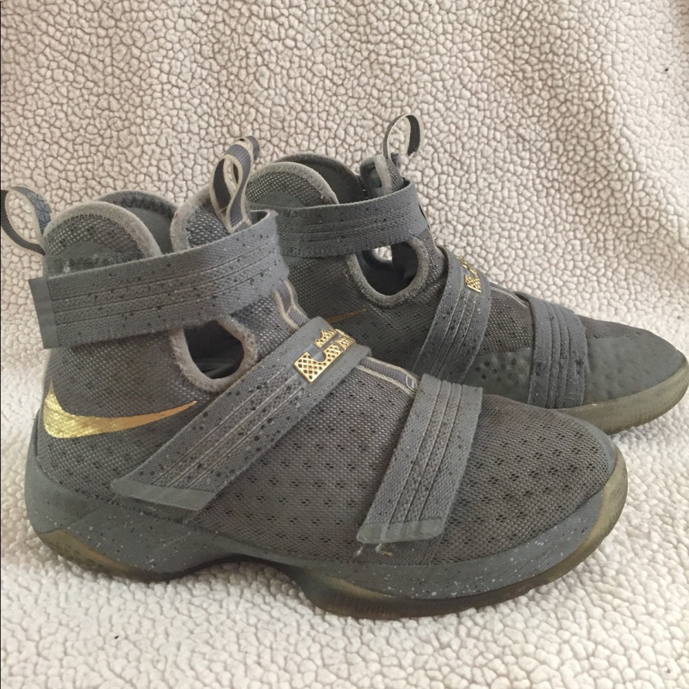 Nike Lebron Soldier 11s